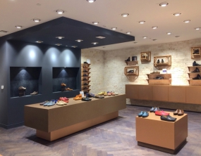 服裝店空間設計效果圖,服裝店空間設計案例圖