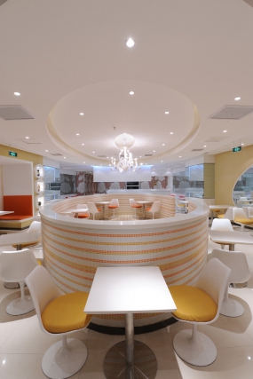 甜品店空間設計實景圖,甜品店空間設計圖片