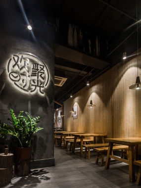 燒烤店設計布局圖,燒烤店裝飾效果圖