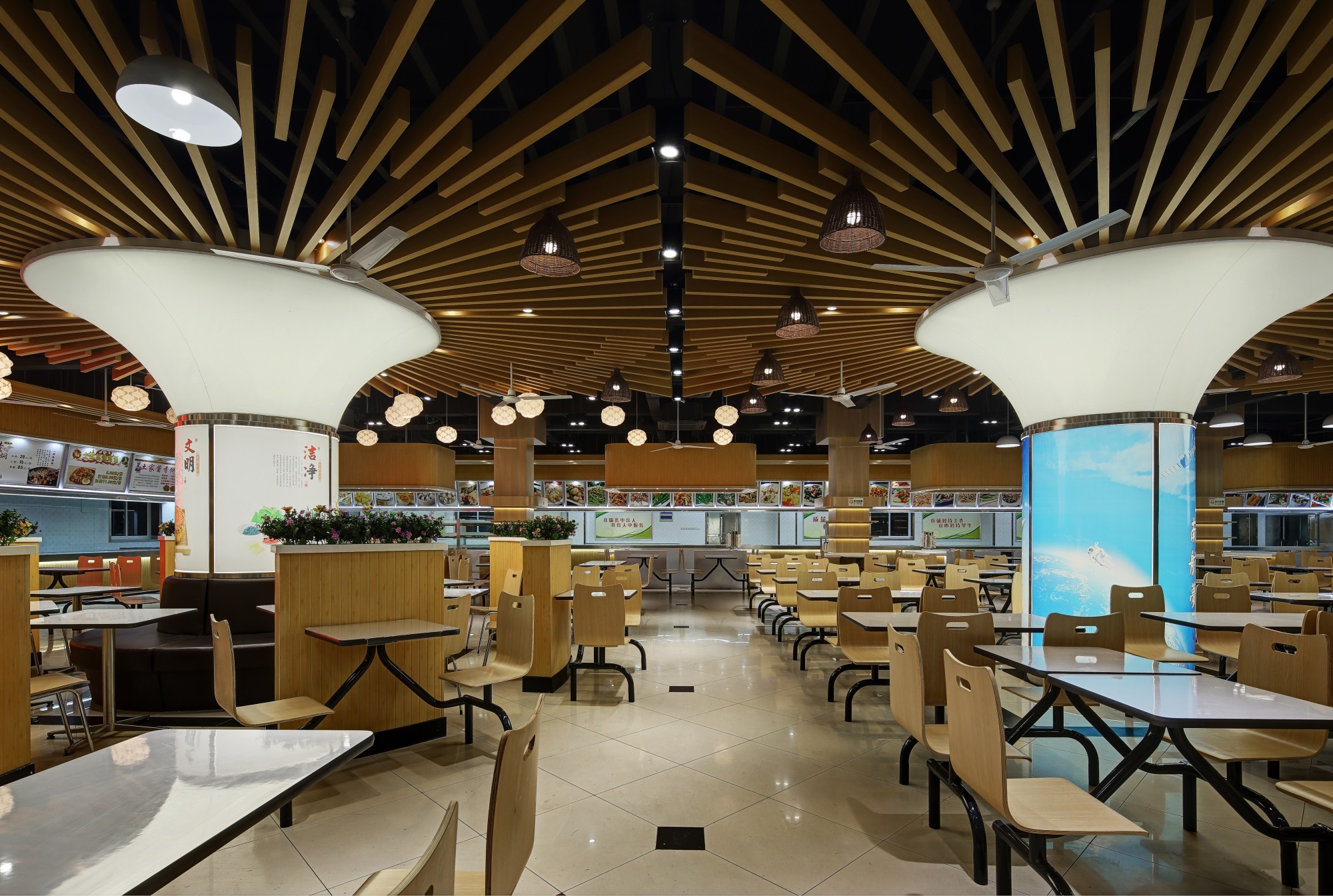 快餐店裝修設(shè)計圖片,快餐店裝修設(shè)計布局圖
