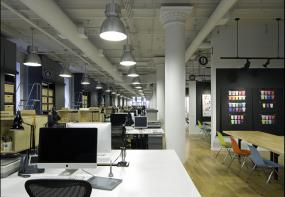 工業風格辦公室辦公區裝修效果圖片