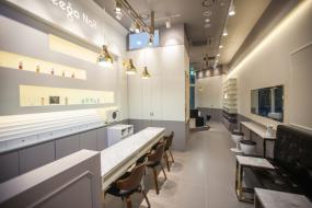 美甲店室內吊頂裝修效果圖片