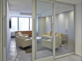 時尚l(wèi)oft風(fēng)格辦公室高隔斷欣賞
