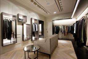 簡約現代服裝店裝修風格貨架圖