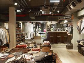 服裝店裝修風格貨架擺放設計效果圖