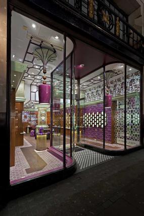 化妝品店最新室內裝修設計圖片欣賞