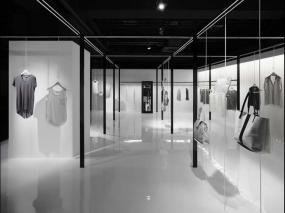 商場女服裝店展示設(shè)計(jì)效果圖