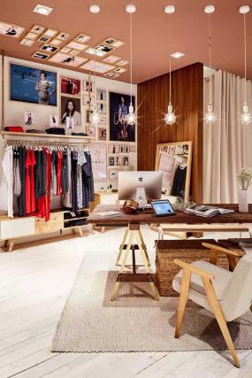 女服裝店室內背景墻壁紙裝修效果圖片