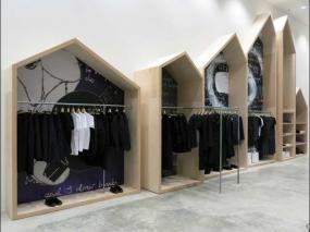 男士服裝店門面設計圖