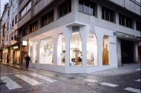 現代簡約風格韓國室內美發店裝修圖