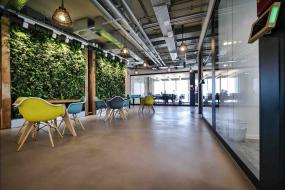最新化工企業辦公室裝飾實景圖