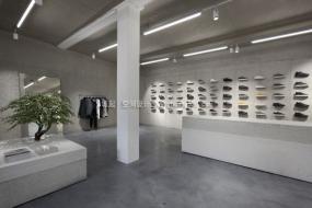 最新男裝店內設計裝飾效果圖片