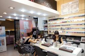 國外美甲店裝修方案效果圖