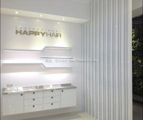 高檔時尚美發店裝修效果圖