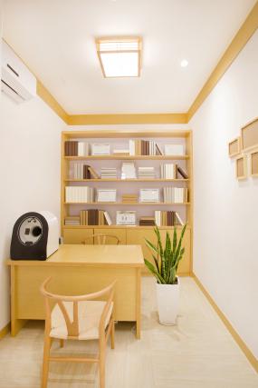 國外美發店裝修裝潢效果圖