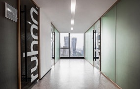 企業老板辦公室的裝修格局圖